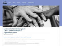 helping-hands.at Webseite Vorschau